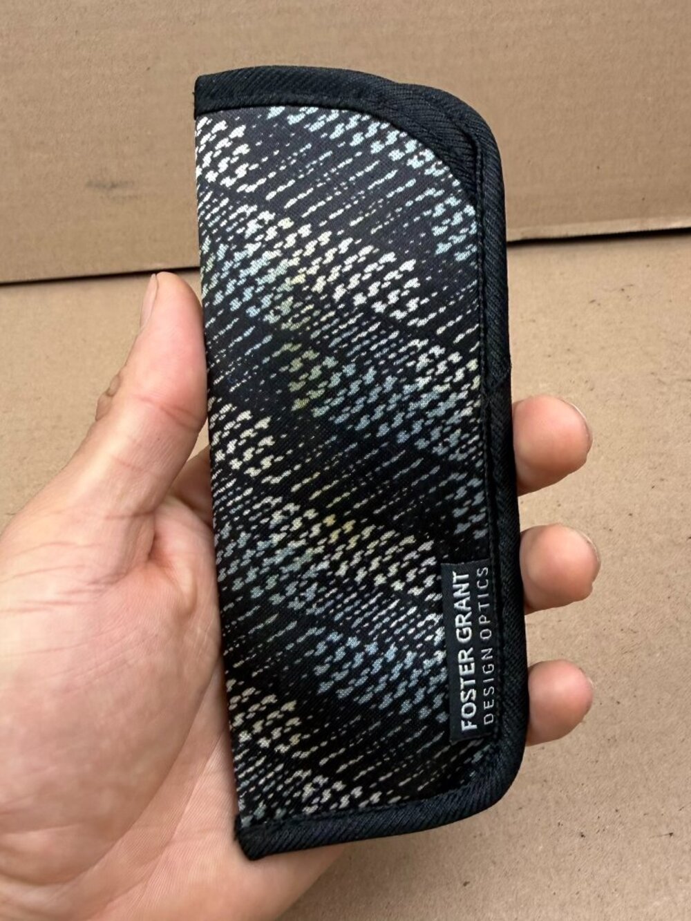 Foster Grant Design Optics Protective Eyewear Pouch
